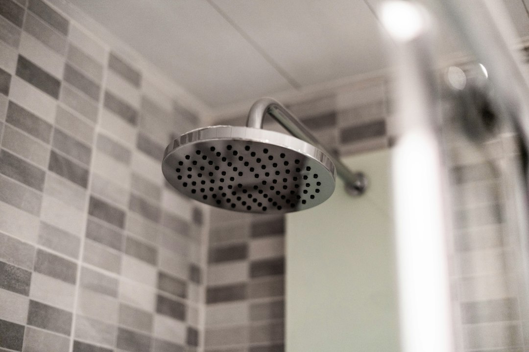 Wandpanelen in de douche: dit moet je weten voor je koopt