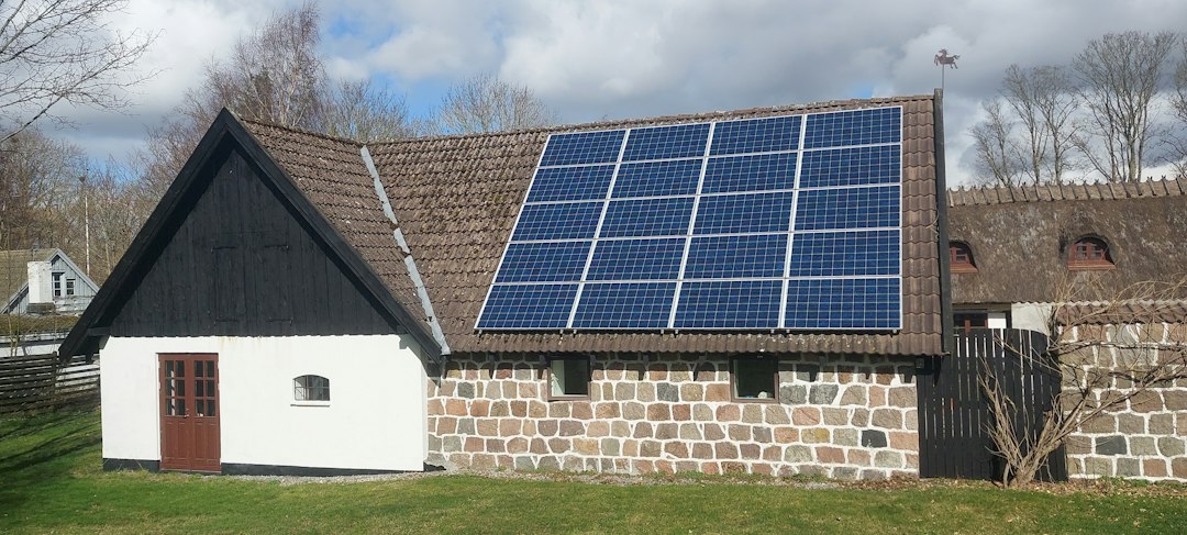 Zonnepanelen op een schuur: wat je moet weten voor je begint