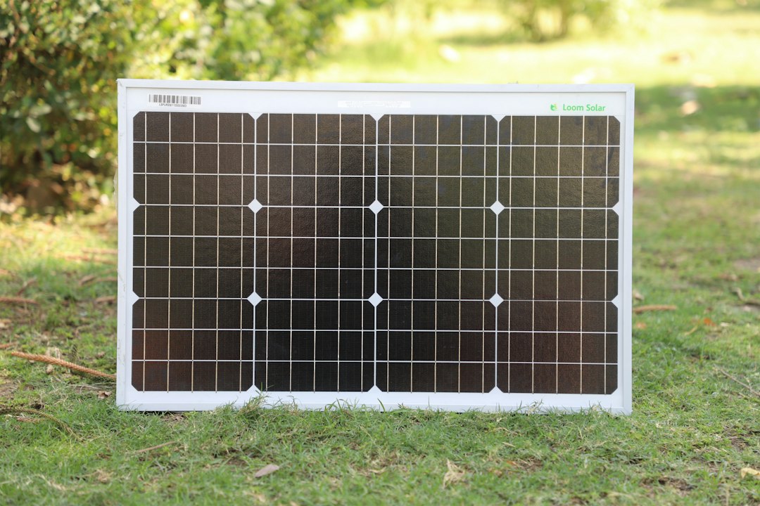 Draagbare zonnepanelen: alles wat je moet weten voor mobiel gebruik